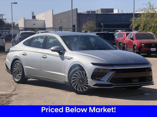 2024 Hyundai SONATA Hybrid SE