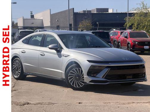 2024 Hyundai SONATA Hybrid SE