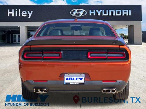 2022 Dodge Challenger SXT