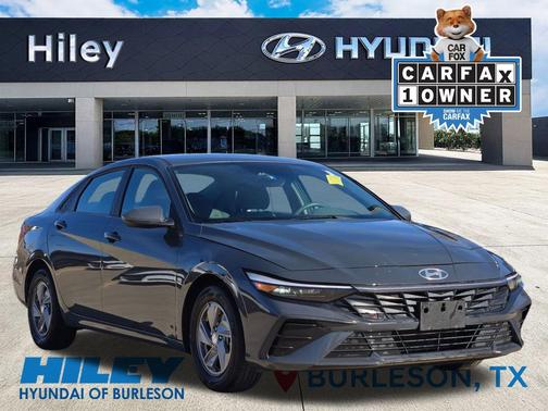 2024 Hyundai ELANTRA SE