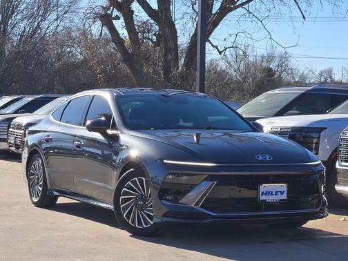 2025 Hyundai SONATA Hybrid Limited