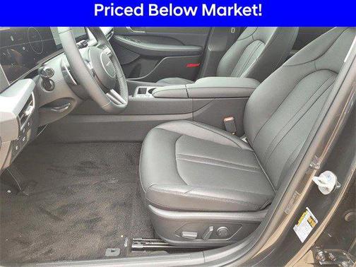 2025 Hyundai SONATA Hybrid Limited