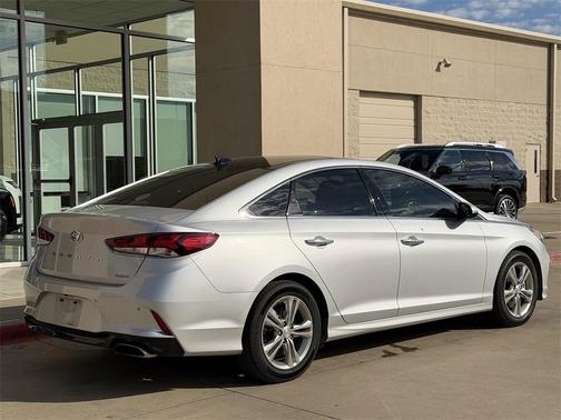 2019 Hyundai SONATA Limited