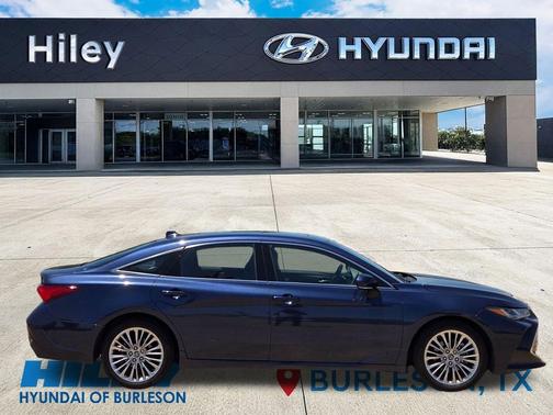 Parisian Night Pearl 2019 Toyota Avalon Limited