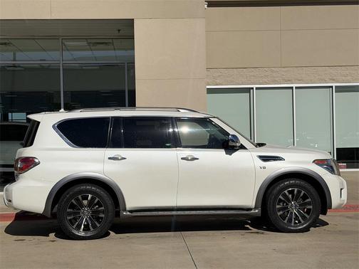 2017 Nissan Armada Platinum