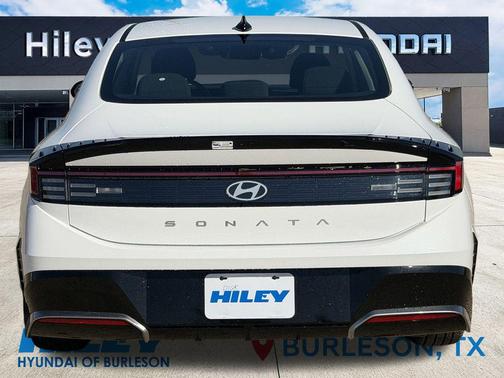 2026 Hyundai SONATA SEL