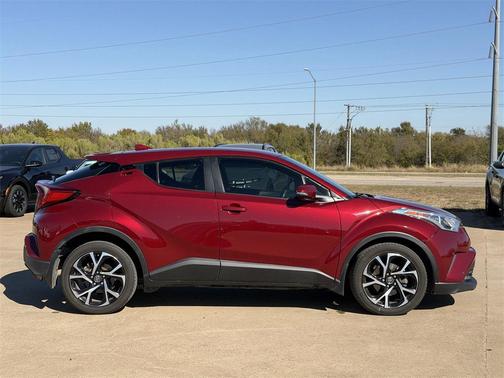 2018 Toyota C-HR XLE