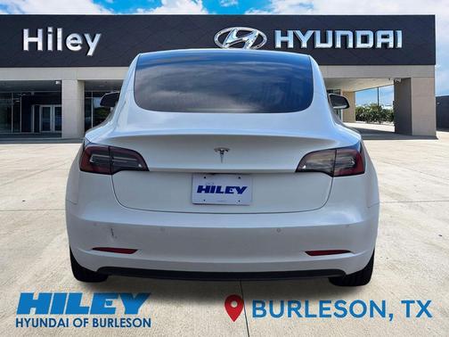 Pearl White Multi-Coat 2019 Tesla Model 3 Standard Range Plus