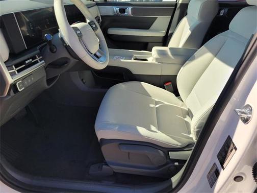 2025 Hyundai SANTA FE SE