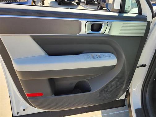 2025 Hyundai SANTA FE SE
