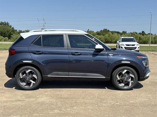 2025 Hyundai VENUE Limited