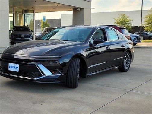 2025 Hyundai SONATA Hybrid SE