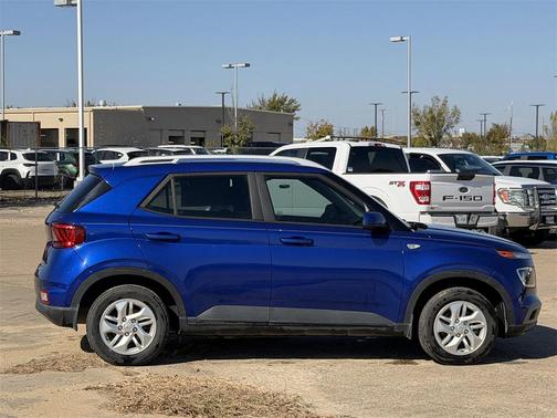 2020 Hyundai VENUE SEL