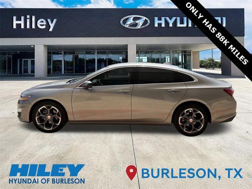 2022 Chevrolet Malibu FWD LT
