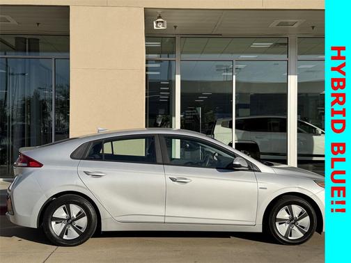 2018 Hyundai IONIQ Hybrid Blue