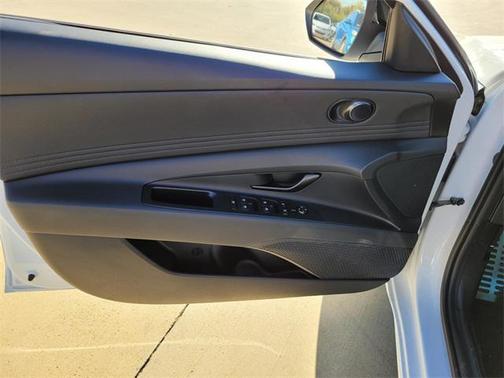 2025 Hyundai ELANTRA HEV Blue
