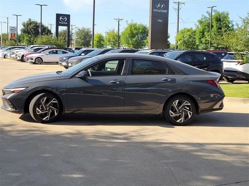 2025 Hyundai ELANTRA Sport