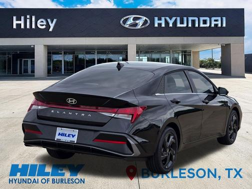 Abyss Black 2026 Hyundai ELANTRA Sport