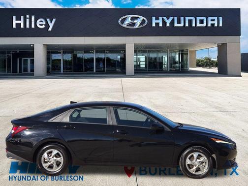 2023 Hyundai ELANTRA SE