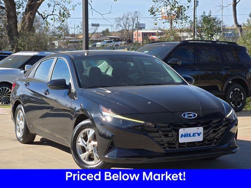 2023 Hyundai ELANTRA SE