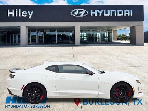 Summit White 2024 Chevrolet Camaro 3LT