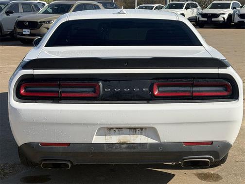 2016 Dodge Challenger R/T Scat Pack