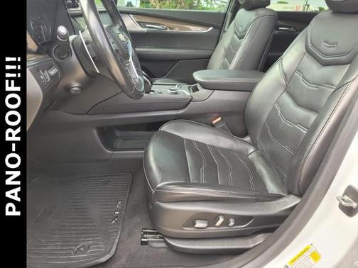 2020 Cadillac XT5 Sport