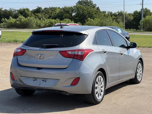 2016 Hyundai Elantra GT Base