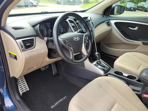 2016 Hyundai Elantra GT Base