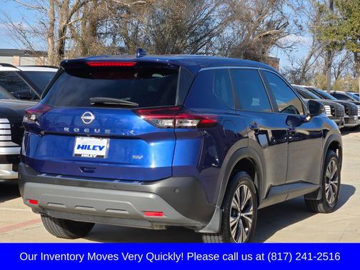 2022 Nissan Rogue SV