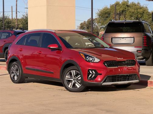 2022 Kia Niro LXS