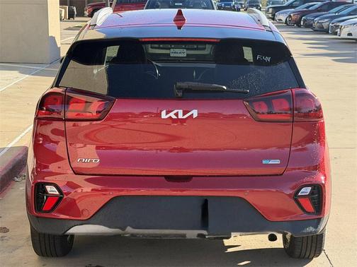 2022 Kia Niro LXS