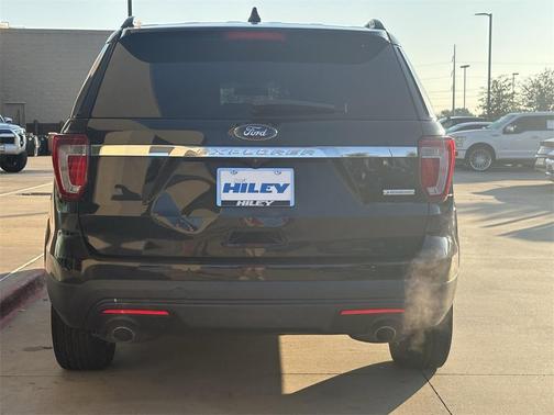 2016 Ford Explorer Base