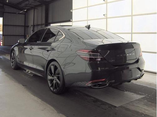 2023 Genesis G70 3.3T RWD