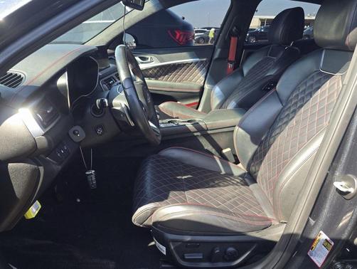 2023 Genesis G70 3.3T RWD