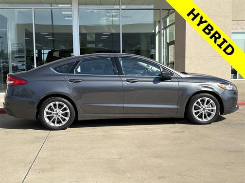 2020 Ford Fusion Hybrid SE