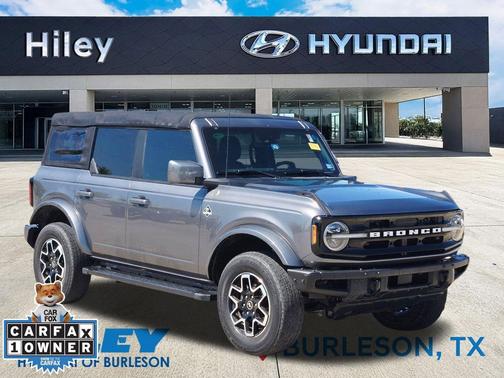 Carbonized Gray Metallic 2022 Ford Bronco Outer Banks