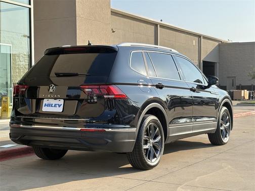 2024 Volkswagen Tiguan 2.0T Wolfsburg Edition