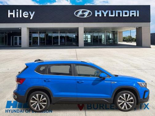 2023 Volkswagen Taos 1.5T SE