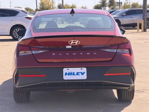 2025 Hyundai ELANTRA Sport