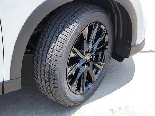 2025 Mazda CX-5 Carbon Edition