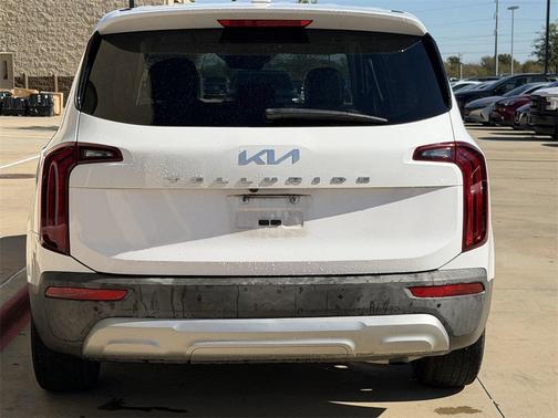 2022 Kia Telluride LX