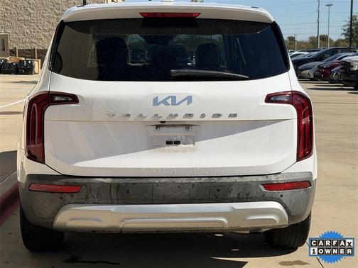 2022 Kia Telluride LX