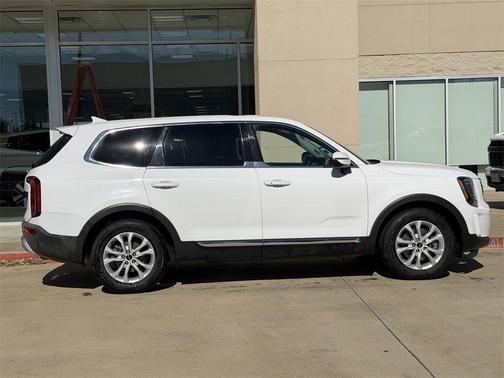 2022 Kia Telluride LX
