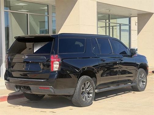 2021 Chevrolet Suburban 4WD Z71