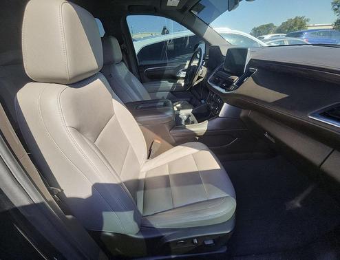 2021 Chevrolet Suburban 4WD Z71