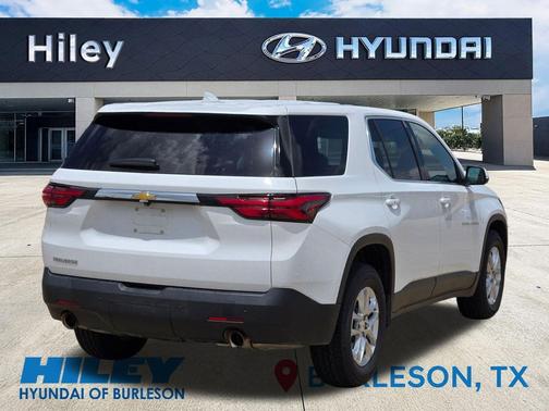 Summit White 2023 Chevrolet Traverse LS