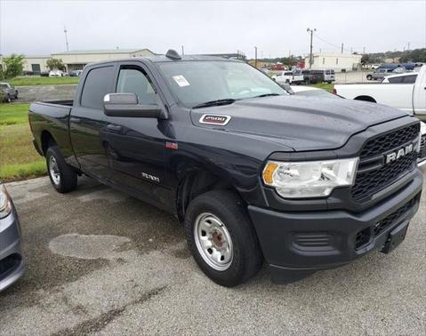 2020 RAM 2500 Tradesman Crew Cab 4X2 6'4' Box
