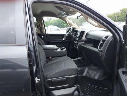 2020 RAM 2500 Tradesman Crew Cab 4X2 6'4' Box