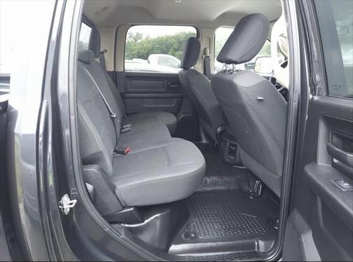 2020 RAM 2500 Tradesman Crew Cab 4X2 6'4' Box